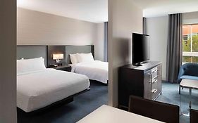 Homewood Suites By Hilton Boston Logan Airport Chelsea